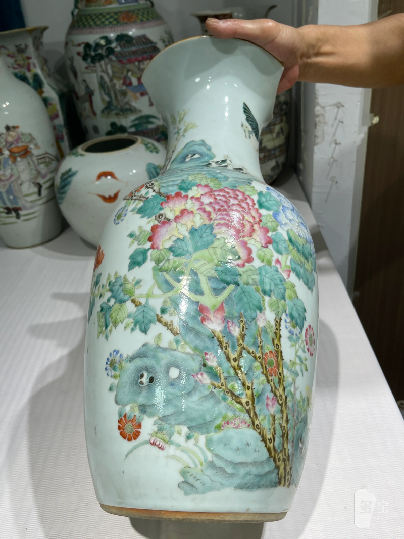 清代 粉彩花鸟纹瓶一组二十一件 - 图112
